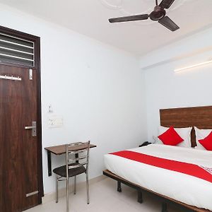 Super Hotel O Sathguru Residency Near New Ashok Nagar Metro Station